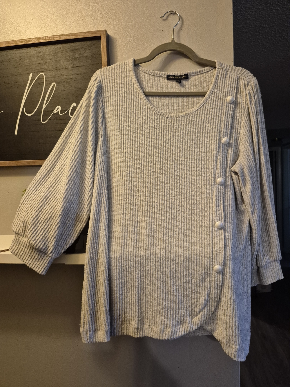 Adrienne Vittadini Light Gray Ribbed Knit Button-Trim Pullover